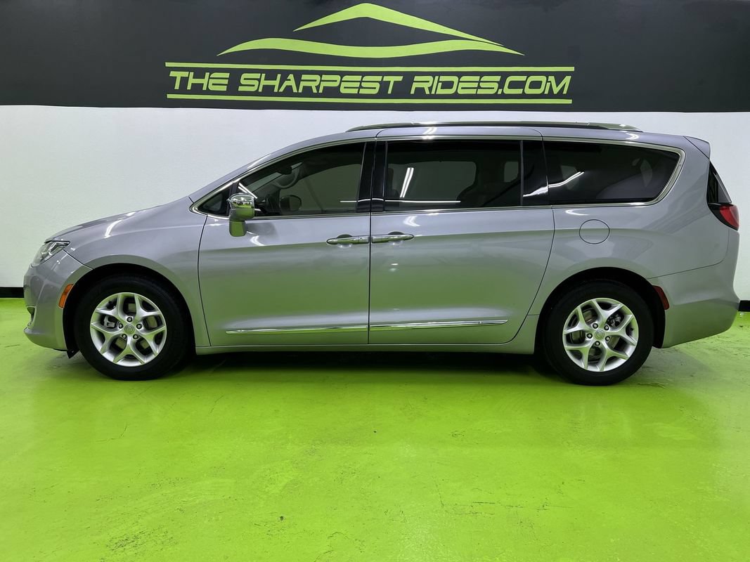 Used 2020 Chrysler Pacifica Limited FWD image 6