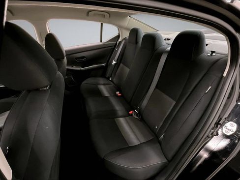 Used 2024 Nissan Sentra SV FWD image 22