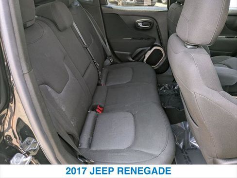 Used 2017 Jeep Renegade Latitude w/ Safety & Security Group (ALP) AWD/4WD image 24