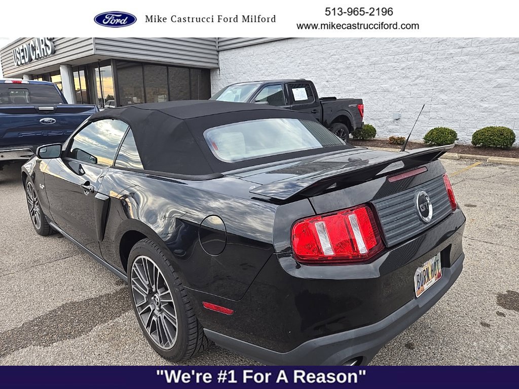 Used 2012 Ford Mustang GT Premium w/ Electronics Pkg RWD image 4