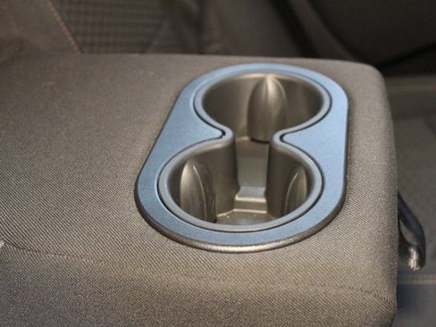 Used 2021 GMC Terrain SLE image 12