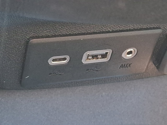 Used 2025 Chevrolet Malibu LT FWD image 26