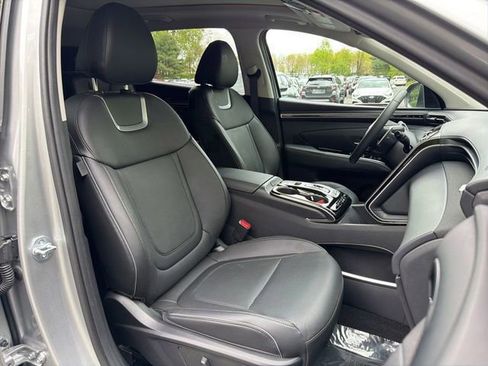 Certified 2024 Hyundai Tucson Limited AWD/4WD image 9