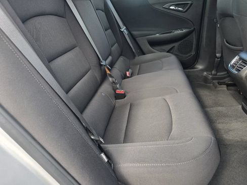 Used 2022 Chevrolet Malibu LT FWD image 17
