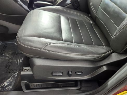 Used 2016 Ford Escape Titanium image 13