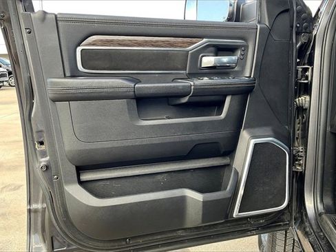 Used 2021 RAM 2500 Laramie image 24