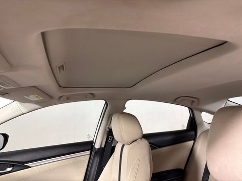Used 2017 Honda Civic EX image 11