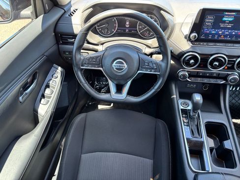 Used 2022 Nissan Sentra SV w/ Trunk Package FWD image 13
