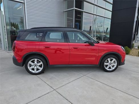 Used 2025 MINI Cooper Countryman S AWD/4WD image 2