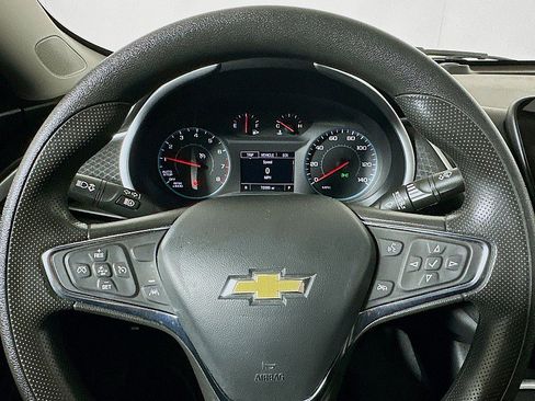 Used 2023 Chevrolet Malibu LT image 12