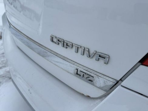 Used 2014 Chevrolet Captiva Sport LTZ image 5