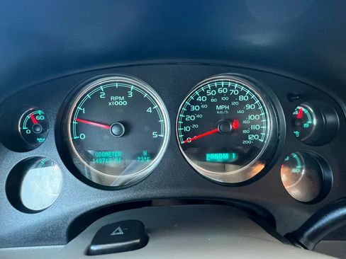 Used 2012 GMC Sierra 3500 SLT w/ SLT Convenience Package image 23