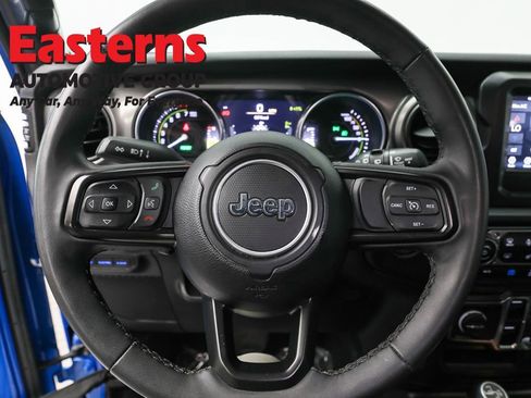 Used 2023 Jeep Wrangler Unlimited w/ Cold Weather Group AWD/4WD image 10