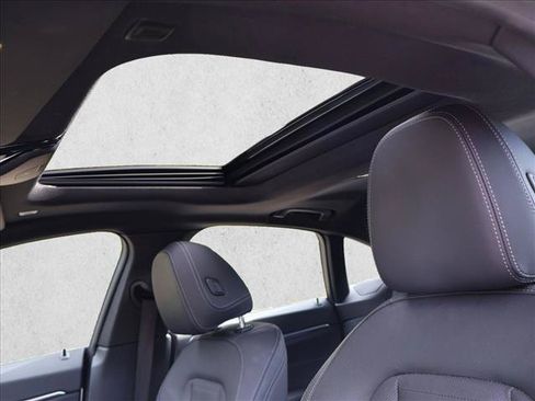 Certified 2023 BMW i4 eDrive35 RWD image 19