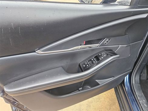 Used 2025 MAZDA CX-30 AWD 2.5 S w/ Preferred Package image 13