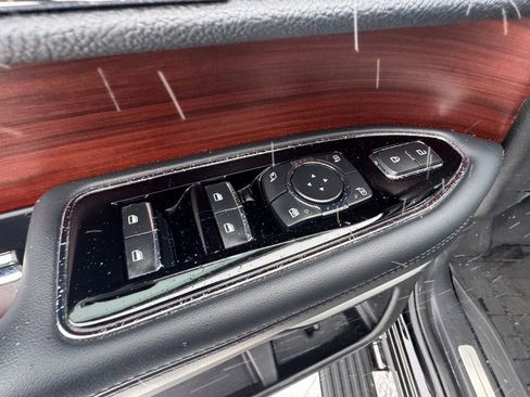 Used 2022 Lincoln Navigator Reserve w/ Equipment Group 201A image 12