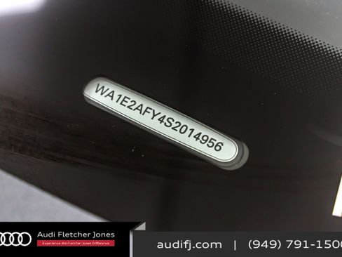 Used 2025 Audi Q5 e Premium Plus w/ Premium Plus Package image 25