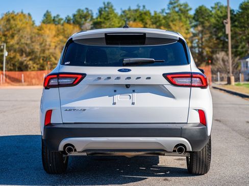 Certified 2025 Ford Escape Active image 6