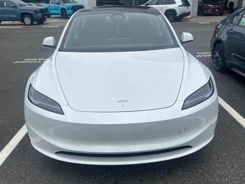 Used 2025 Tesla Model 3 Long Range AWD/4WD image 2
