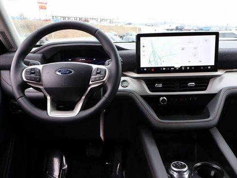 New 2026 Ford Explorer Active image 21