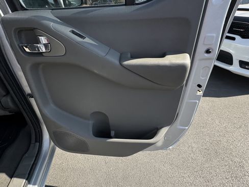 Used 2008 Nissan Frontier SE w/ SE Value Truck Pkg image 13