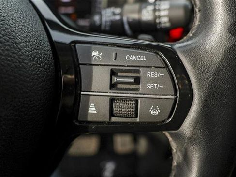 Used 2023 Honda Pilot Elite image 16