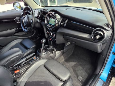Used 2019 MINI Cooper S image 16