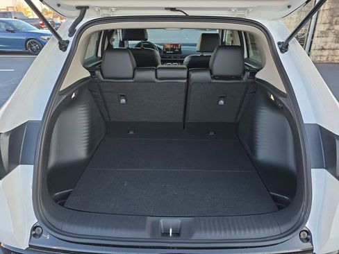 New 2026 Honda HR-V EX-L image 12