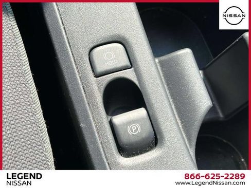 Used 2024 Toyota Corolla LE w/ LE Convenience Package FWD image 28