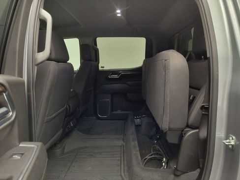 Used 2024 GMC Sierra 1500 Elevation w/ X31 Off-Road Package AWD/4WD image 19