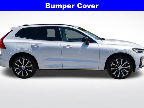 Used 2024 Volvo XC60 B5 Plus w/ Protection Package Premier AWD/4WD image 9