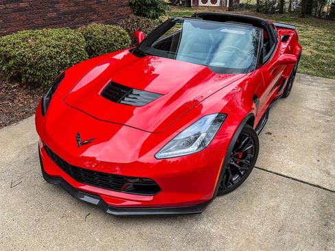 Used 2019 Chevrolet Corvette Z06 image 12