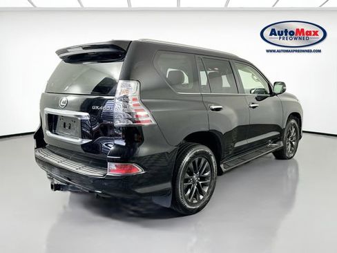 Used 2020 Lexus GX 460 Premium w/ Premium Package image 2