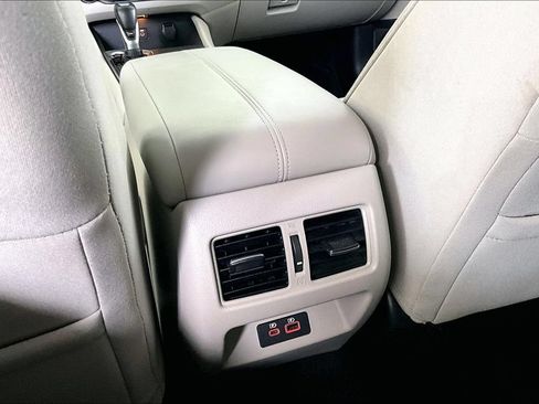 Used 2019 Nissan Altima 2.5 SV FWD image 10