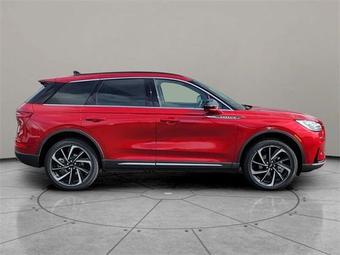 New 2026 Lincoln Corsair Reserve image 10