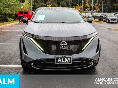 Used 2023 Nissan Ariya EVOLVE+ image 9