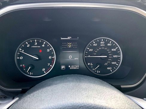 Certified 2023 Subaru Ascent Premium w/ Convenience Package image 8