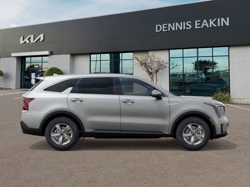 New 2026 Kia Sorento LX image 7