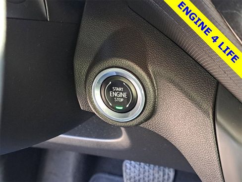 Used 2022 Chevrolet TrailBlazer LT w/ Convenience Package image 12