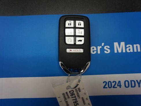 Used 2024 Honda Odyssey EX-L image 20