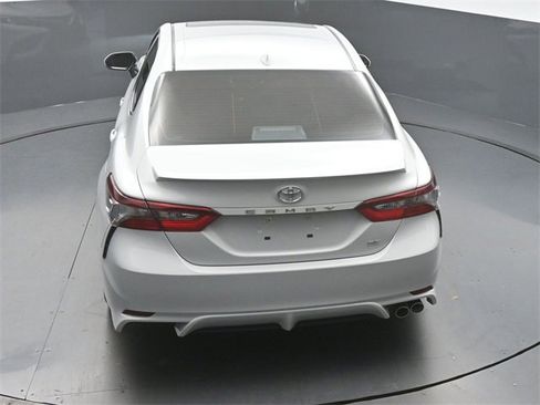 Used 2024 Toyota Camry SE image 44