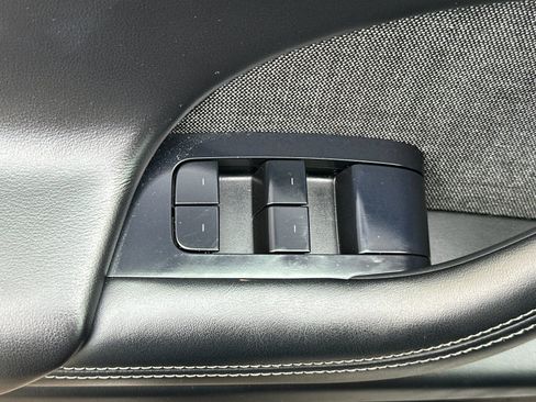 Used 2024 Tesla Model X image 12