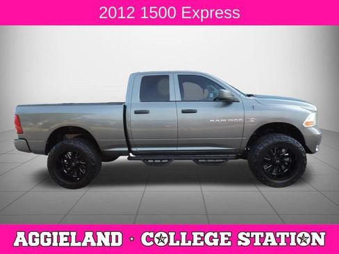 Used 2012 RAM 1500 Express RWD image 2