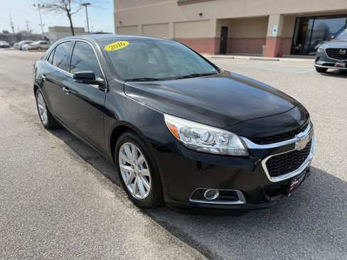 Used 2016 Chevrolet Malibu LTZ image 5
