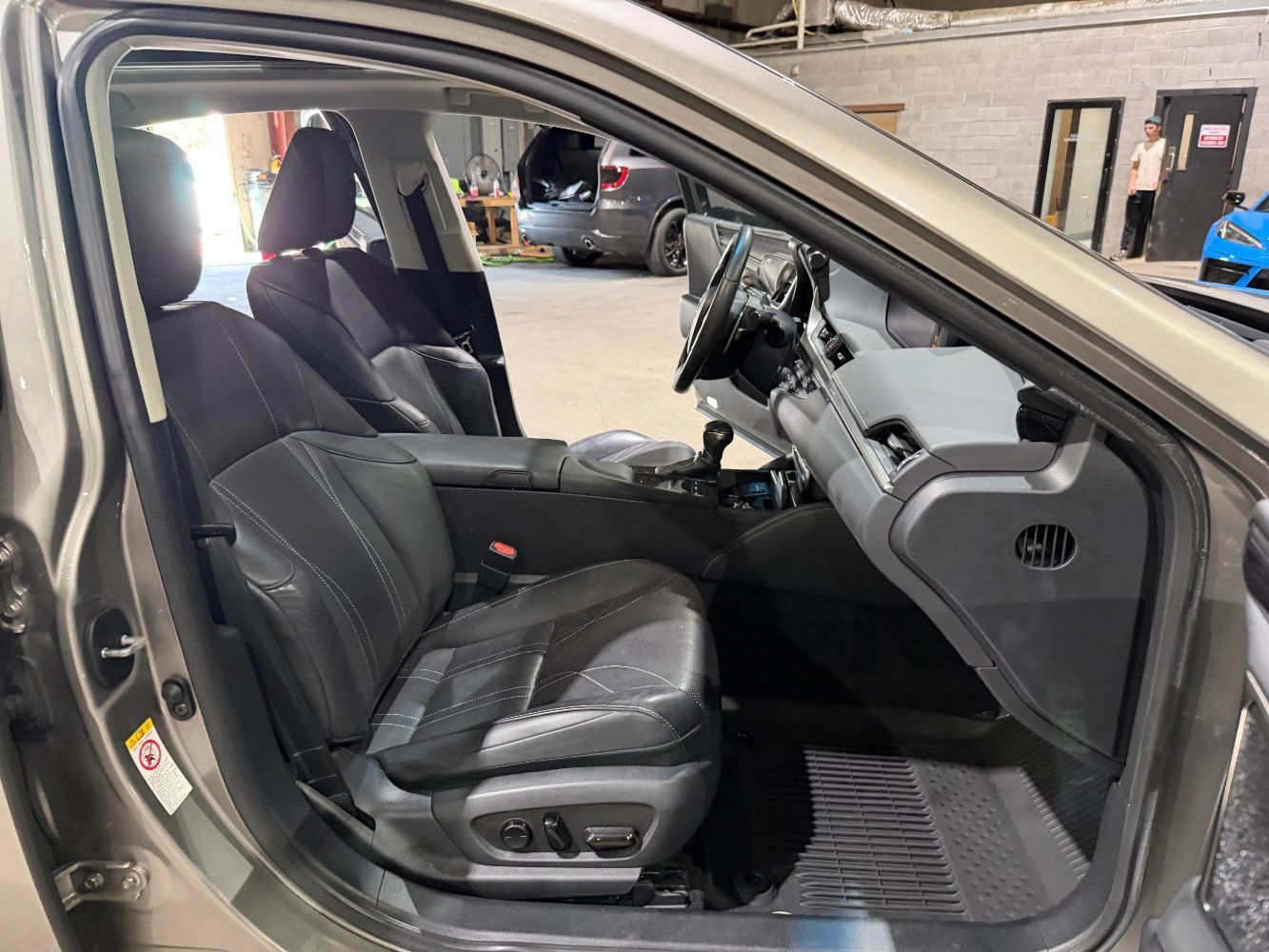 Used 2019 Lexus ES 350 w/ Accessory Package FWD image 26