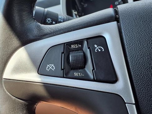 Used 2010 Chevrolet Equinox LT w/ Chrome Appearance Package AWD/4WD image 27