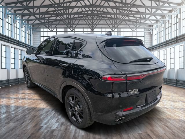 Used 2024 Dodge Hornet R/T w/ R/T Blacktop Package AWD/4WD image 5