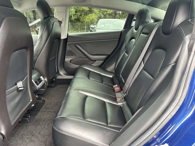 Used 2019 Tesla Model 3 Standard Range Plus RWD image 16