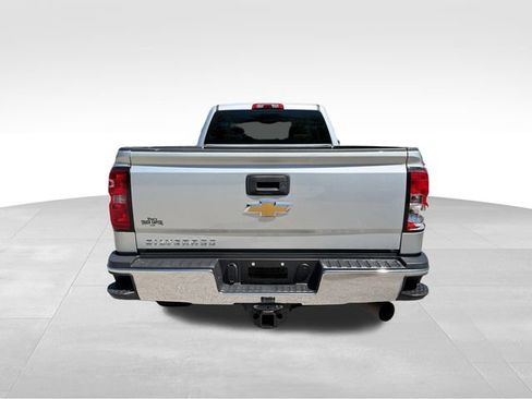 Used 2016 Chevrolet Silverado 2500 W/T w/ Snow Plow Prep Package AWD/4WD image 4