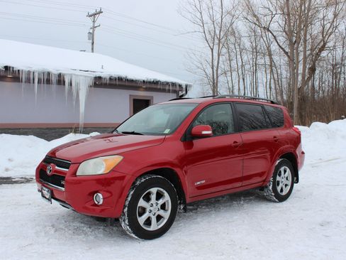 Used 2010 Toyota RAV4 Limited image 12